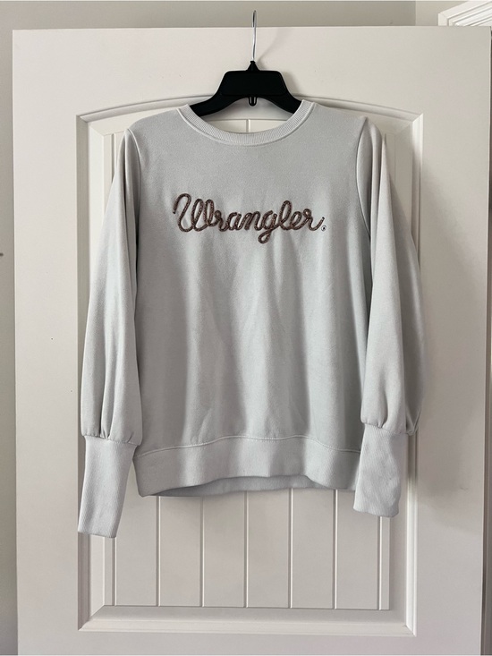 Wrangler Tops - Wrangler Ladies Retro Size Medium Vintage White Vintage Crew Sweater sweatshirt